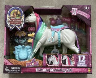 Blue Ribbon Champions Fantasy Unicorn Horse Grooming Set BRAND NEW