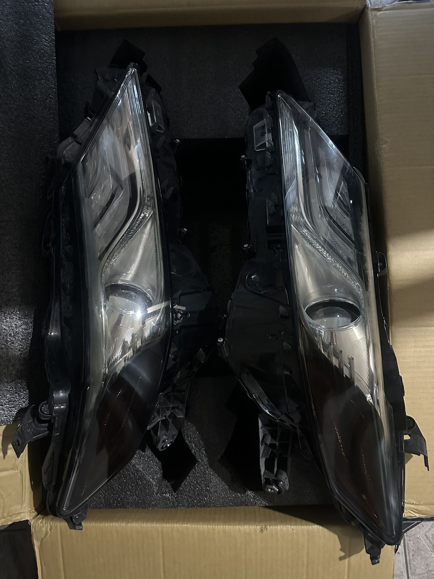Toyota Camry Headlights