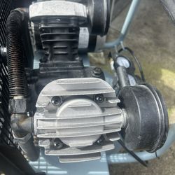 Air Compressor 