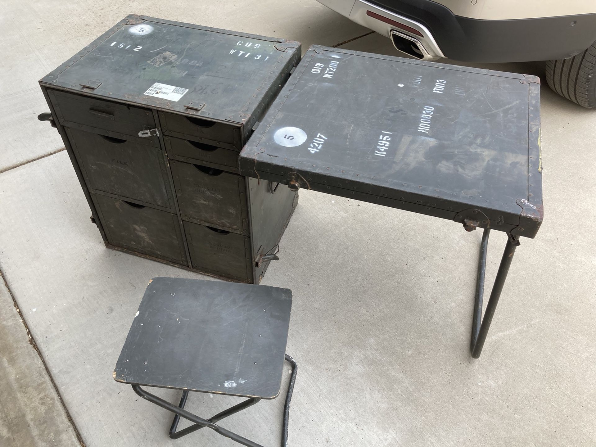 Vietnam -era Field Desk