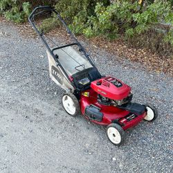 Toro Gas Powered Lawnmower Recycler