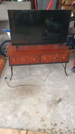 Seconds sale!!! MCM table and TV bundle