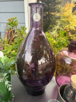 Decorative vases