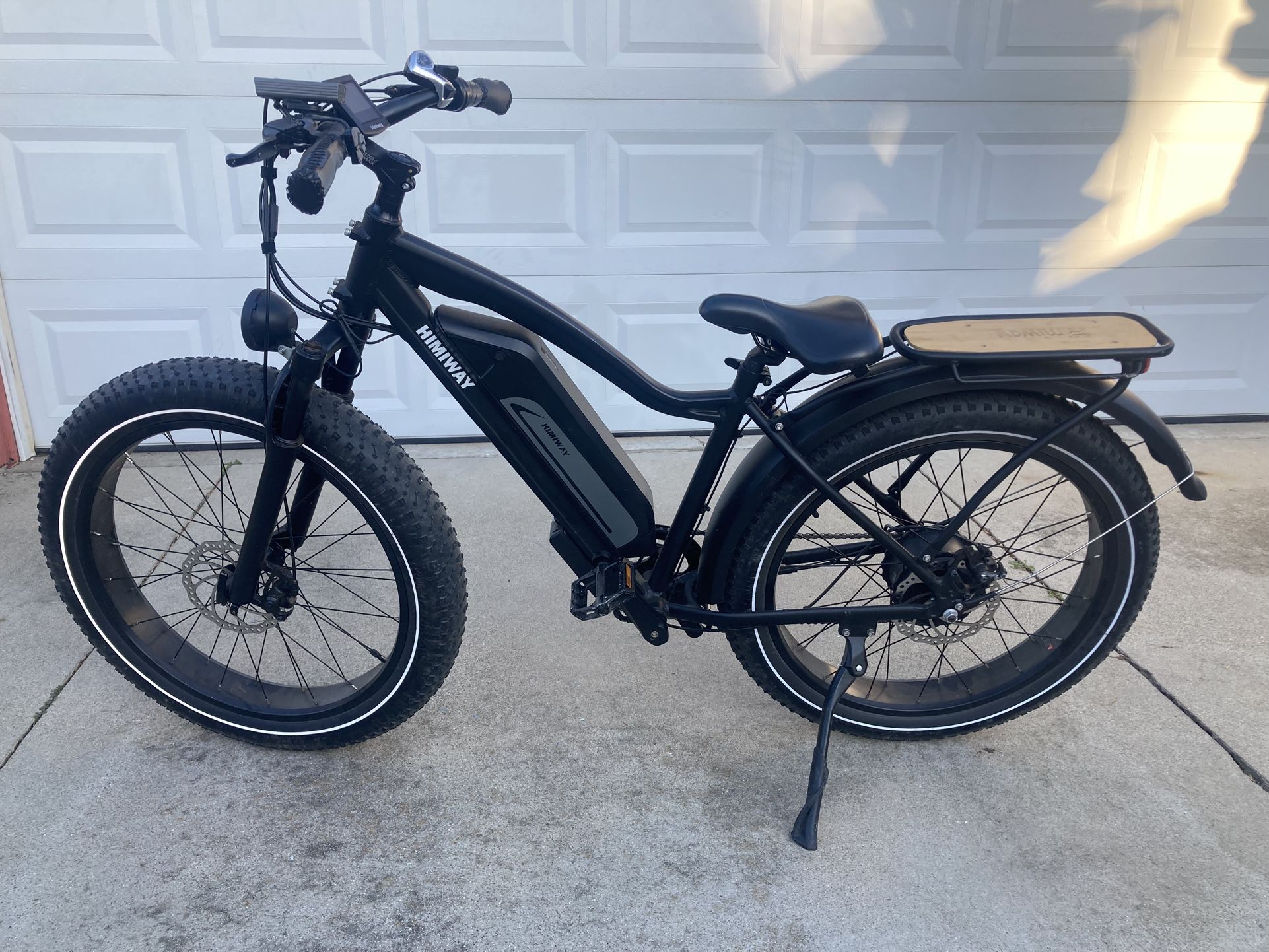 Himiway  26”   E Bike