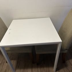 Table With 2 Chairs