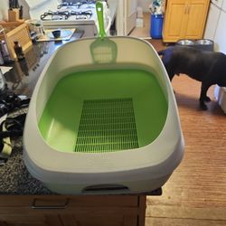 Tidy Cats Breeze Litter Box