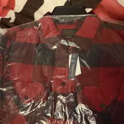 Women’s Medium Pendleton Shirts