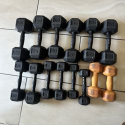 Pairs of 5-25 dumbbells weights 195lbs total selling all together !!