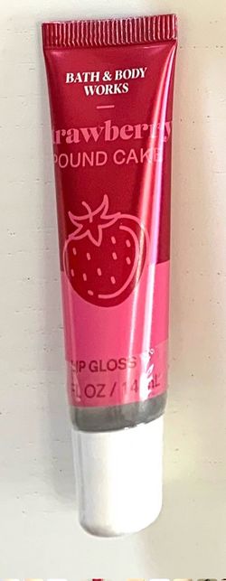 BATH AND BODY WORKS STRAWBERRY POUND CAKE LIP GLOSS / BRAND NEW