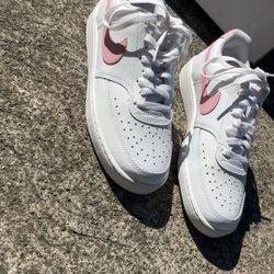 Women’s Size 9 Air Forces