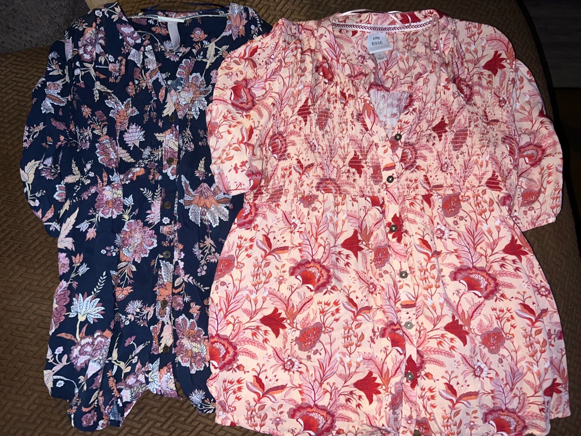 Women’s clothes sir Large / L - shirts, shorts, jean jacket, hoodie