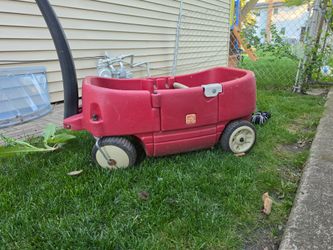 Kids trailer.
