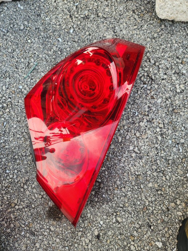 2007 Infiniti Tail Lights