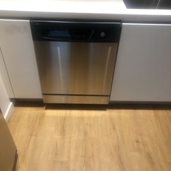 Dishwasher / GE / GSD4060D35SS
