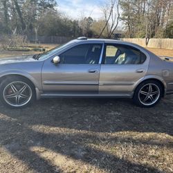 Nissan Maxima 
