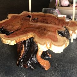  Red Oak Wood Coffee Table