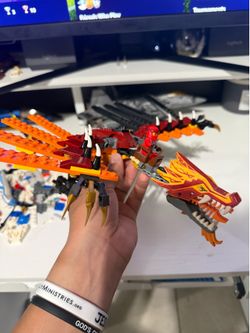 LEGO Ninjago Pilot Season Fire and Ice Dragon