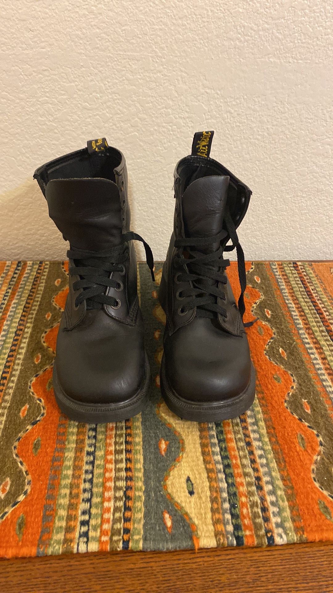 Dr Martens 8304 RARE Leather Boots EU 4 (US 6.5)