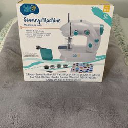 Children’s Beginner Sewing Machine 