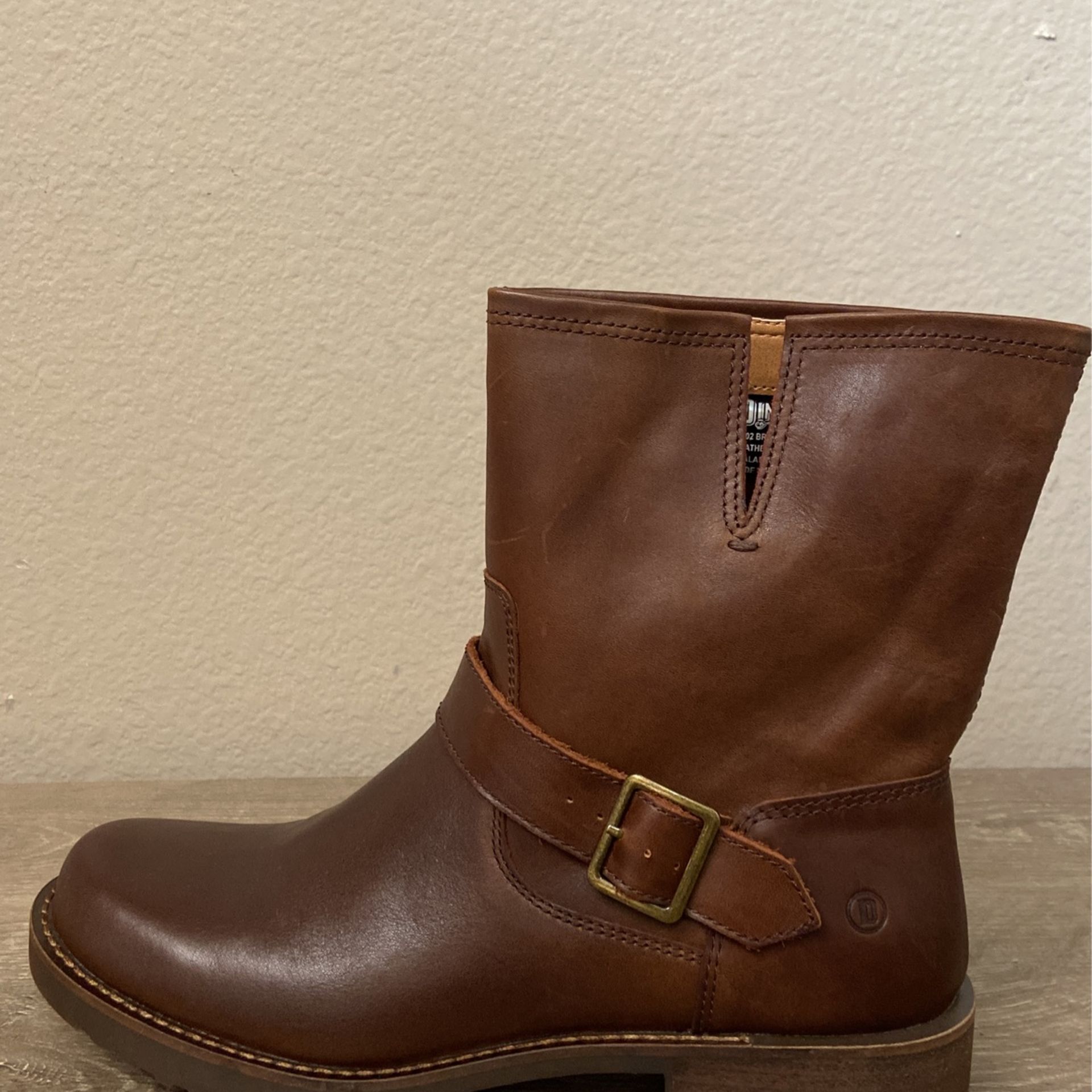 Dingo Women’s Casey Leather Bootie New With Tags