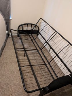 Metal Futon