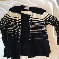 Olivia Rose long sleeve size medium