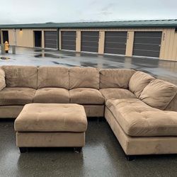 Sectional Couch 