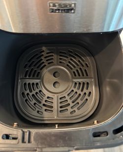 Used Bella Pro Series Air Fryer in good condition