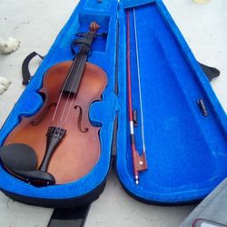 Fever Violin & JBL headphones