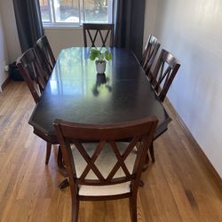 Dining room table