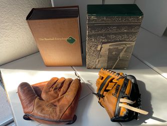 1969 First Printing Baseball Encyclopedia + Guantes Vintage Nellie Fox Wilson H59 & Franklin - Lot