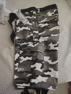Men's cargo shorts