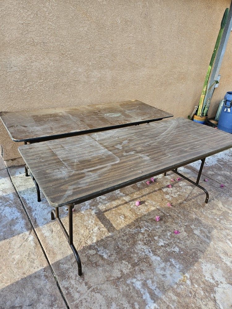 WOODEN TABLES