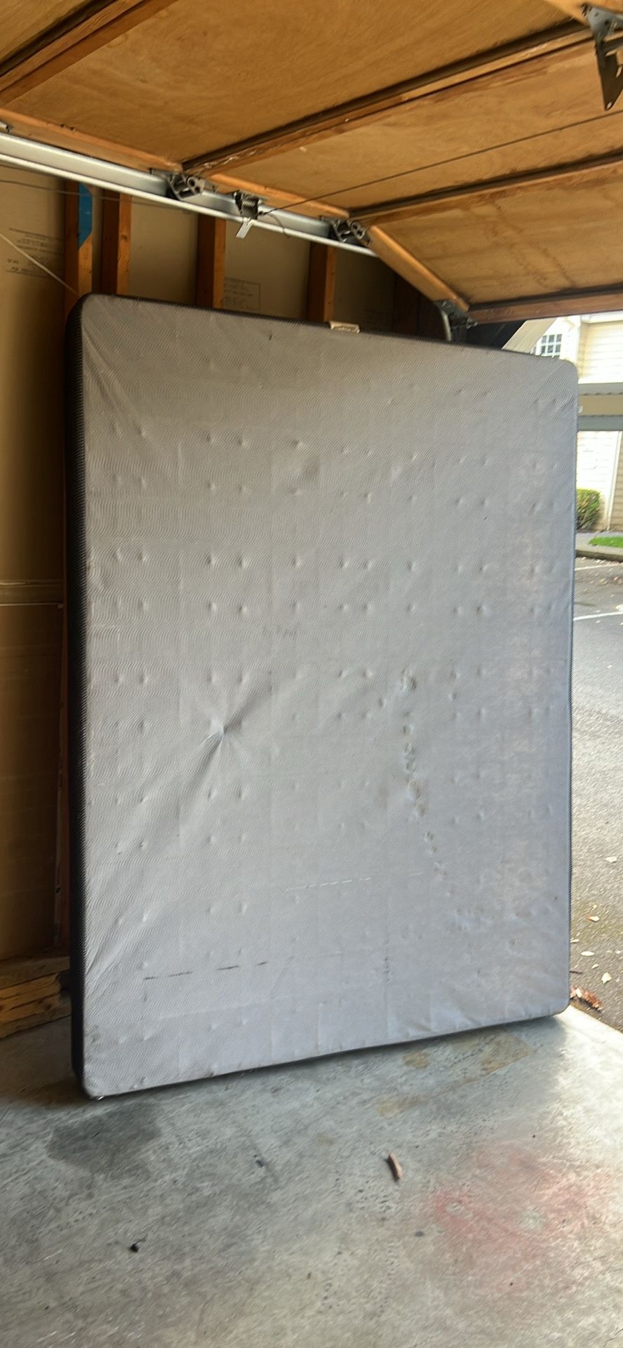 Queen Box Spring 