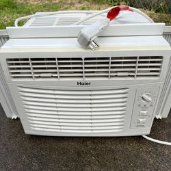 AC Unit Haier