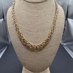 Gold choker chain