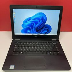 ( touchscreen ) ( Laptop )
Dell latitude E7270

Intel i7 2.8ghz 6th generation Series

256gb SSD
Webcam 

Windows 11 pro