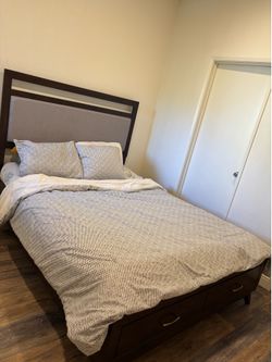 Queen Storage Bedframe with Upholstered headboard
