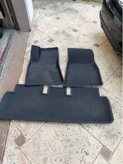 2023 Tesla Model 3 floor mat set