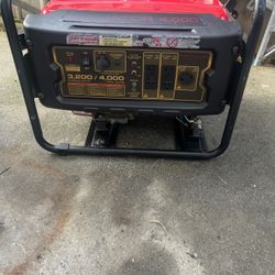 Generator 3,200/4,000 Peak Whatts Working Very Good 