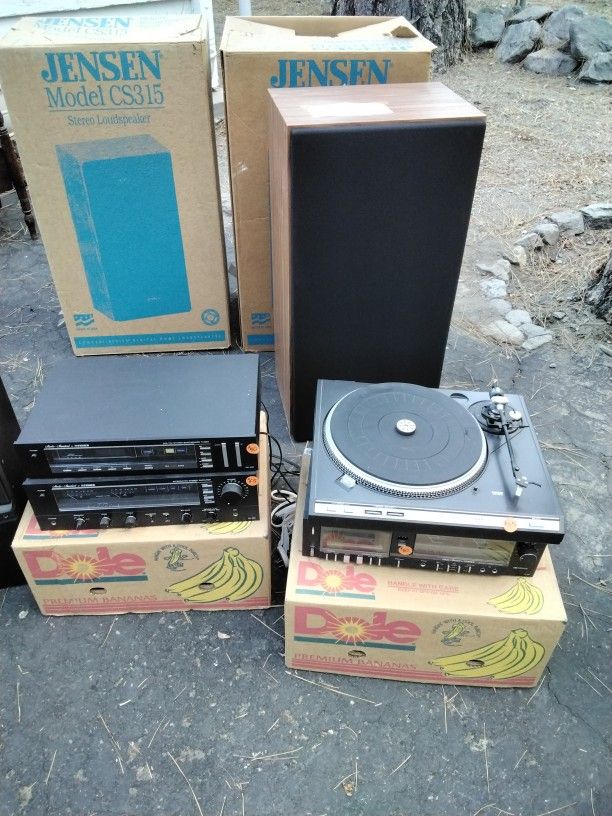 Old School Stereo System