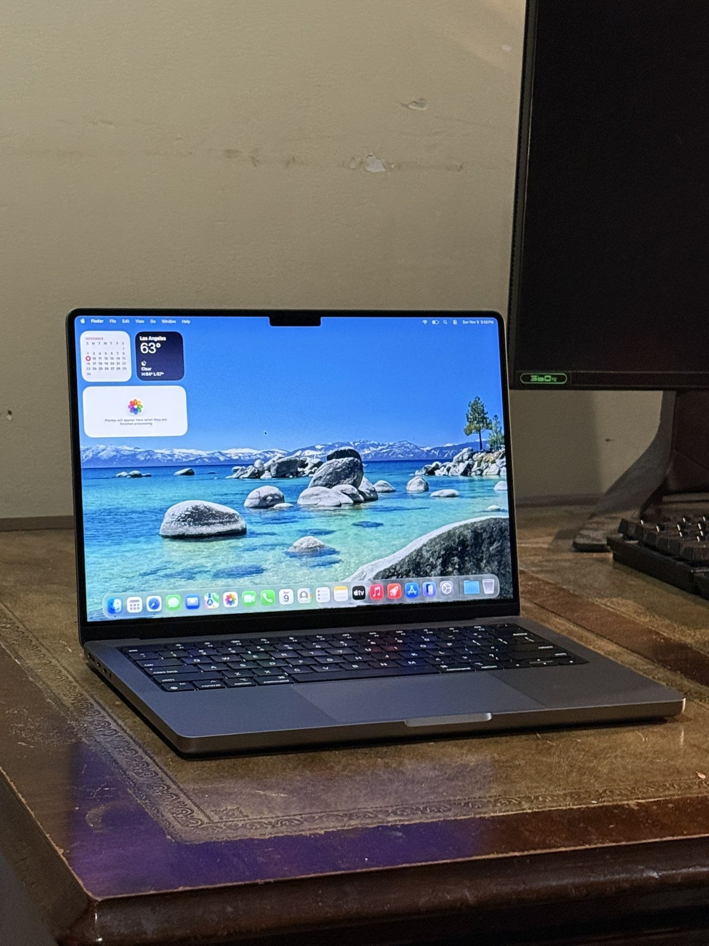 2021 MacBook Pro 14-Inch M1 Pro