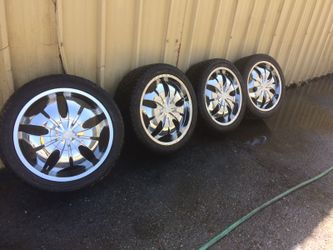 Nissan Maxima chrome wheels