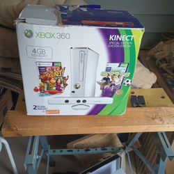 Xbox 360 With Some Games Used Only 3time