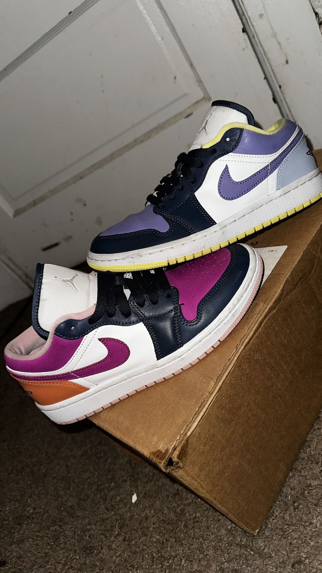 Air Jordan 1 Low SE “Mismatched Purple Magenta”