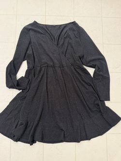 Women’s Size 3XL (size 22) Glitter Black Dress