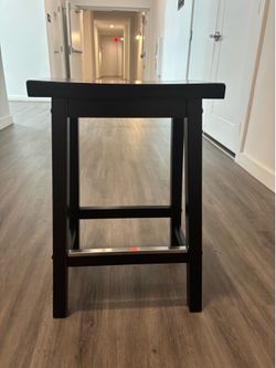 New barstool chairs