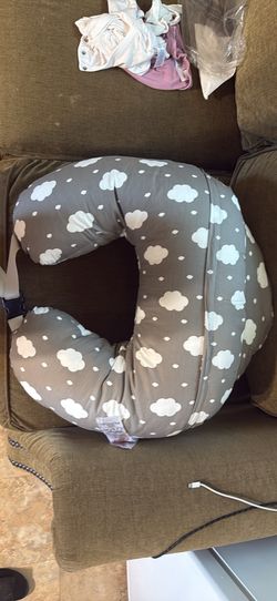 Momcozy pillow