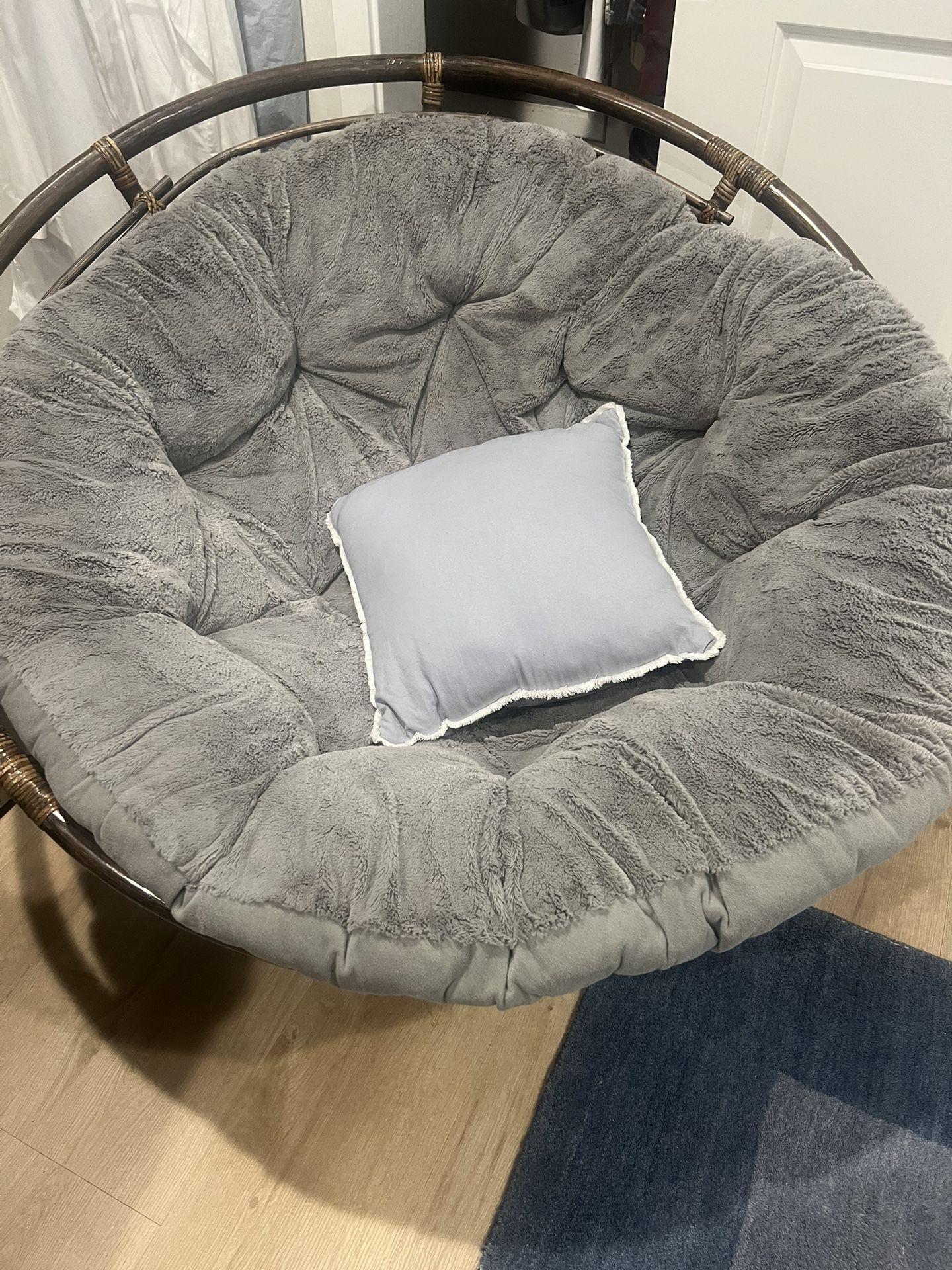 Papasan Cushion And Chair