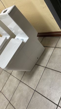 Toilets 